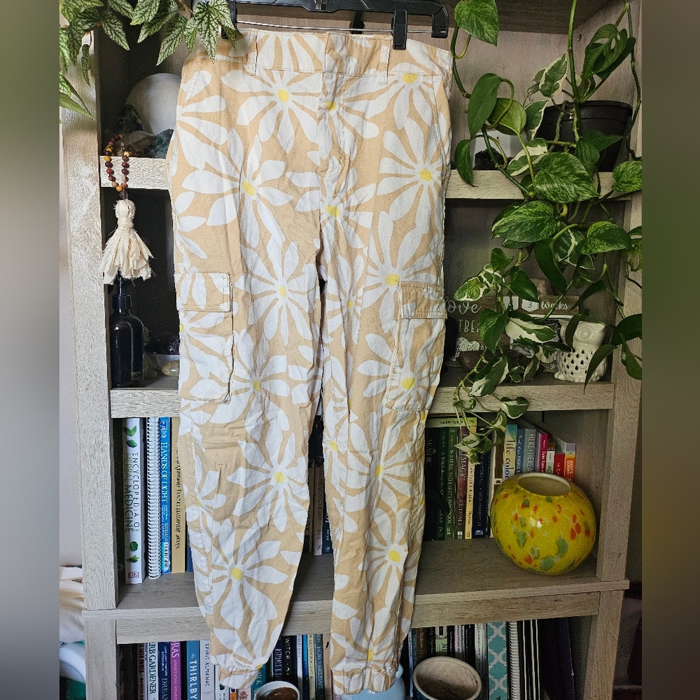 Forever 21 Floral Cargo Pants